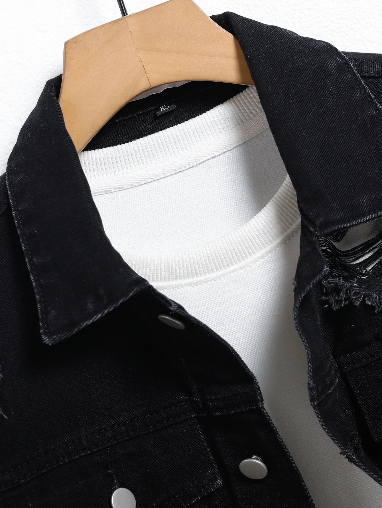 Men’s Denim Jacket – Black Regular Jacket, Street Fashion with Rips, Suitable for Daily Casual Outings