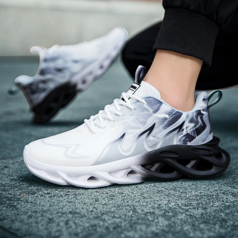 Running Shoes men Mesh Breathable Flat Cushioning Soft Comfortable Sneakers Outdoor Gym Trendy Casual Jogging Shoes for Men