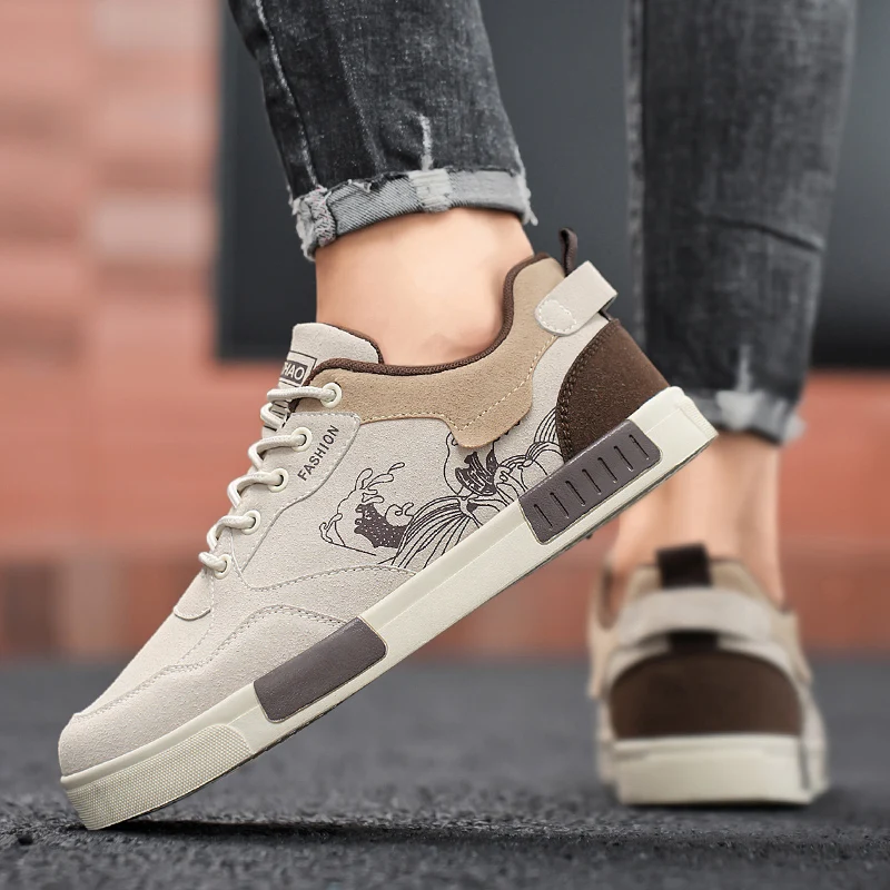 Men’s easy to wipe clean casual shoes, good grip, low top lace-up sneakers, men’s shoes