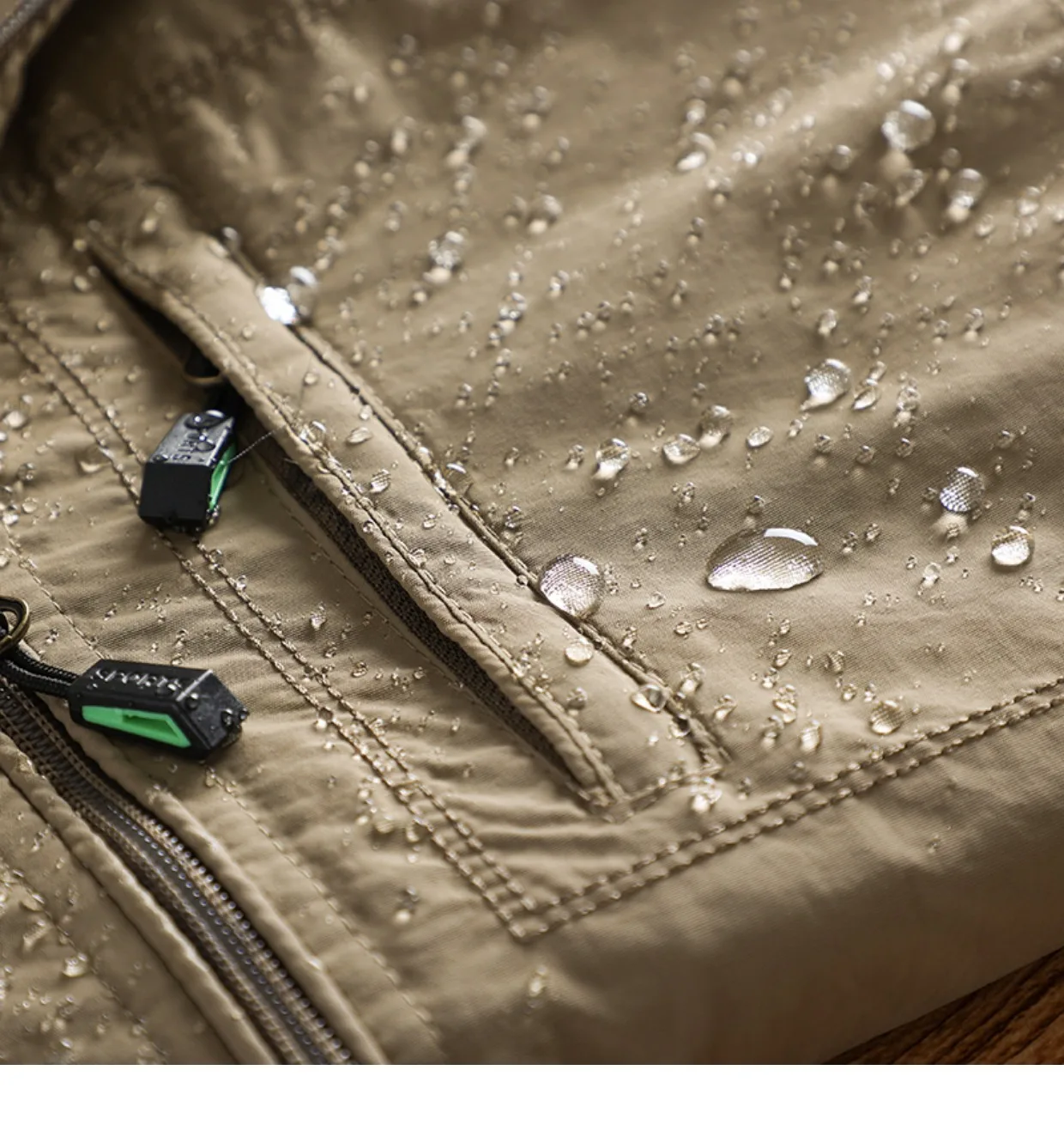 New Waterproof Hooded Jackets Men Casual Windproof Coat Autumn Lightweight Multi-Pocket Hiking Windbreaker Detachable Hat Jacket