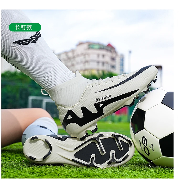 Fashion Pink Soccer Boots Men Professional Lightweight Sock Men’s Football Shoe Outdoor Non-slip Original Football Boot Sneakers