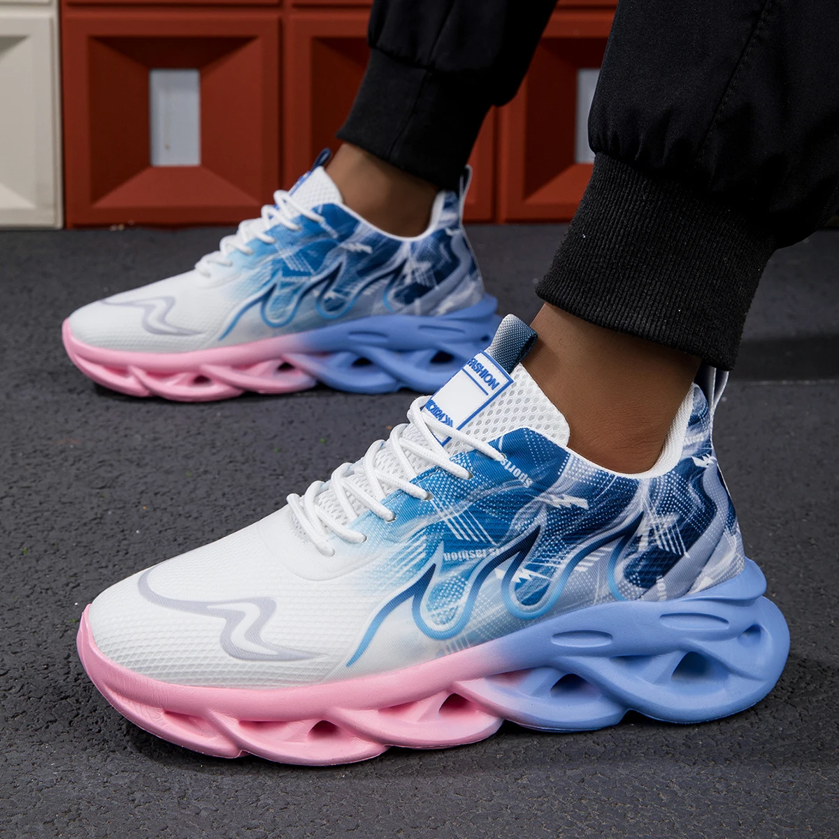 2025 Unisex Running Shoes Men Women Lightweight Mesh Breathable Comfortable Flat Soft Tennis Shoes Summer Lace-up Sneakers Man