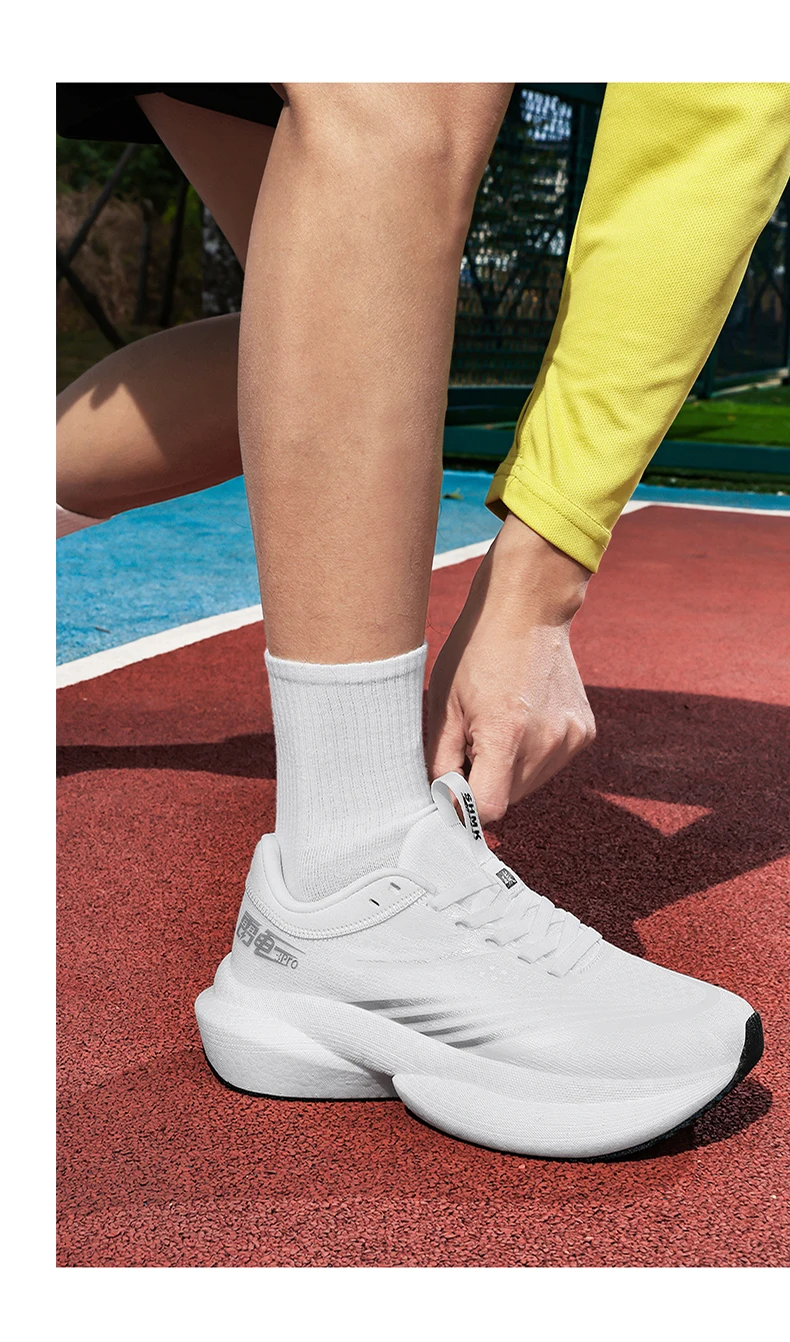 New Running Shoes Carbon Board Marathon Men Sports Breathable Lightweight Women’s Comfortable Athletic Nonskid Sneakers Casual