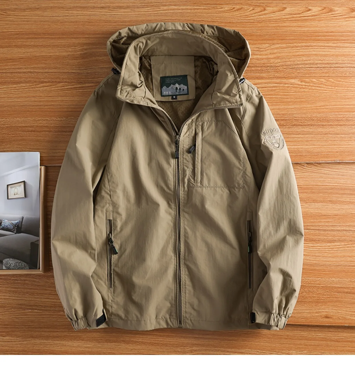 New Waterproof Hooded Jackets Men Casual Windproof Coat Autumn Lightweight Multi-Pocket Hiking Windbreaker Detachable Hat Jacket