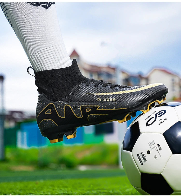 Fashion Pink Soccer Boots Men Professional Lightweight Sock Men’s Football Shoe Outdoor Non-slip Original Football Boot Sneakers