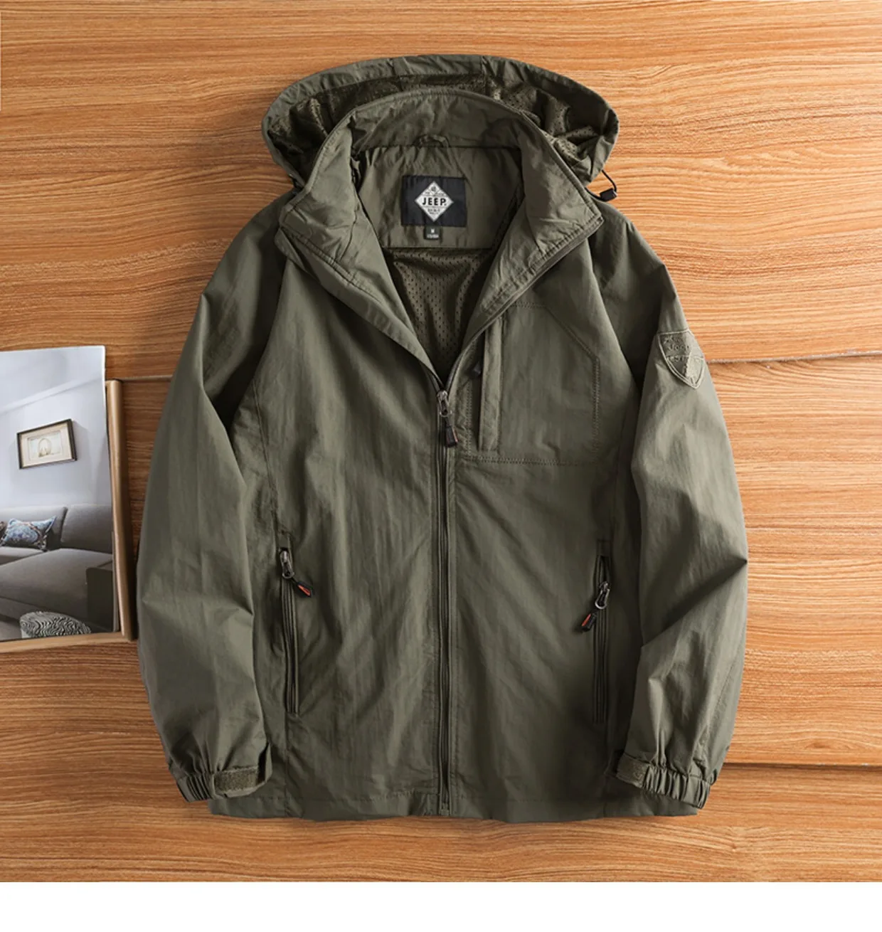 New Waterproof Hooded Jackets Men Casual Windproof Coat Autumn Lightweight Multi-Pocket Hiking Windbreaker Detachable Hat Jacket