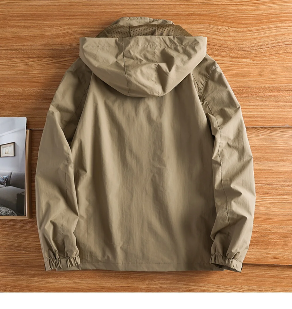 New Waterproof Hooded Jackets Men Casual Windproof Coat Autumn Lightweight Multi-Pocket Hiking Windbreaker Detachable Hat Jacket