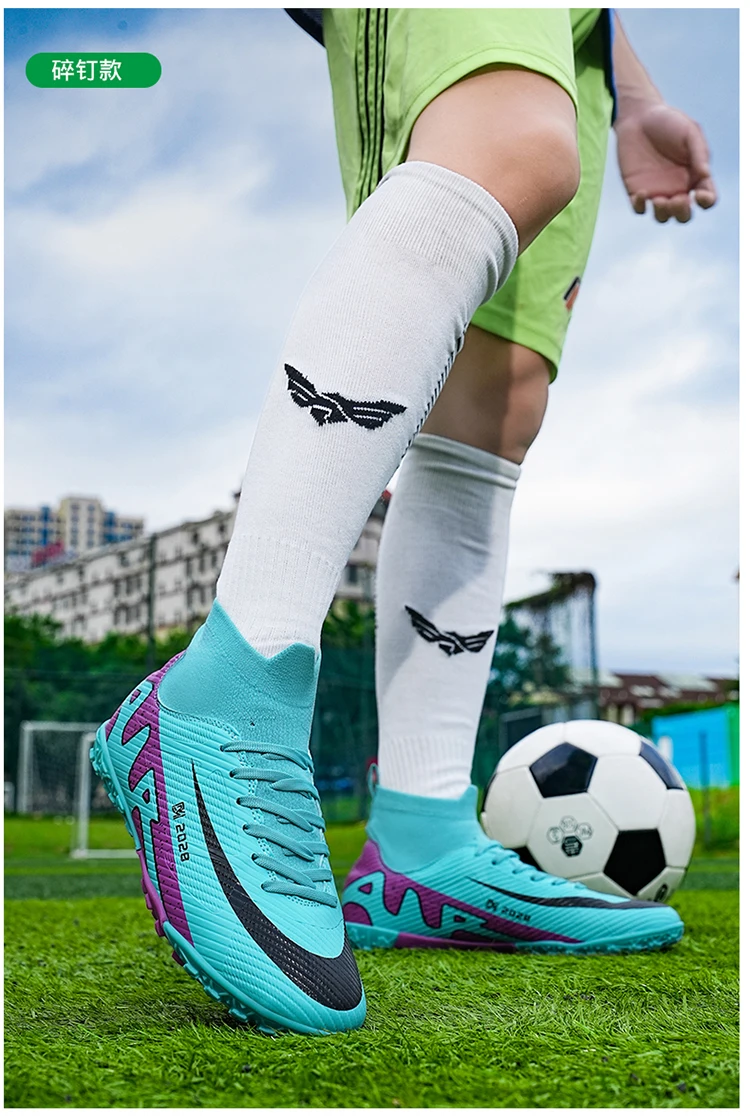 Fashion Pink Soccer Boots Men Professional Lightweight Sock Men’s Football Shoe Outdoor Non-slip Original Football Boot Sneakers